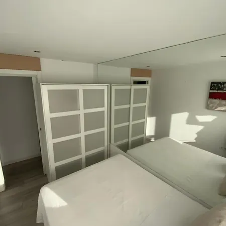 Apartment Munoz Degrain Apartamento *